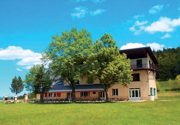 Gîte de Séjour Les Clots - Centre sport/nature